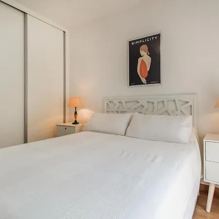 Apartment 24, Blo 2,b-a *